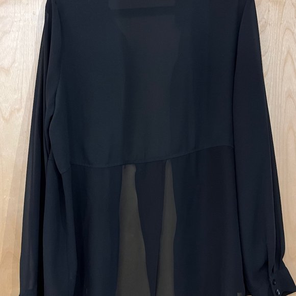 Forever 21 - Women's Black Sheer Button Down Size 8/10 - Picture 3 of 3
